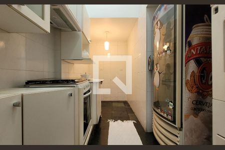 Casa à venda com 340m², 3 quartos e 4 vagas Casa à venda com 340m², 3 quartos e 4 vagasCozinha 2