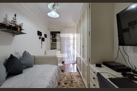 Casa à venda com 340m², 3 quartos e 4 vagas Casa à venda com 340m², 3 quartos e 4 vagasQuarto 2