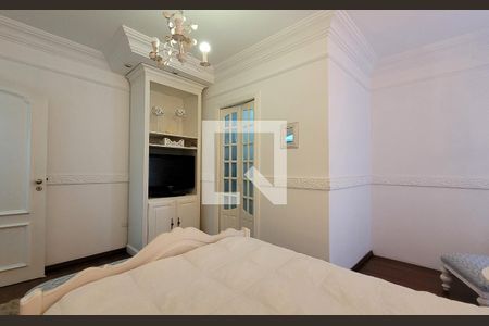 Casa à venda com 340m², 3 quartos e 4 vagas Casa à venda com 340m², 3 quartos e 4 vagasSuíte