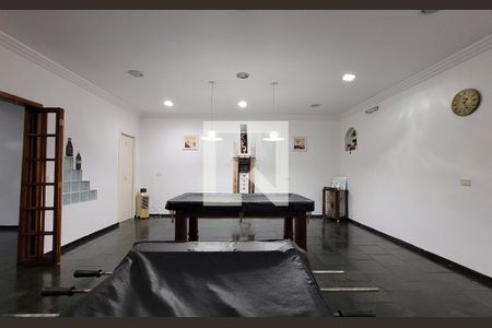 Casa à venda com 340m², 3 quartos e 4 vagas Casa à venda com 340m², 3 quartos e 4 vagasÁrea comum - Salão de jogos