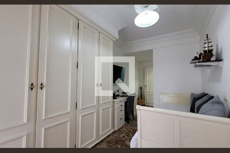 Casa à venda com 340m², 3 quartos e 4 vagas Casa à venda com 340m², 3 quartos e 4 vagasQuarto 2