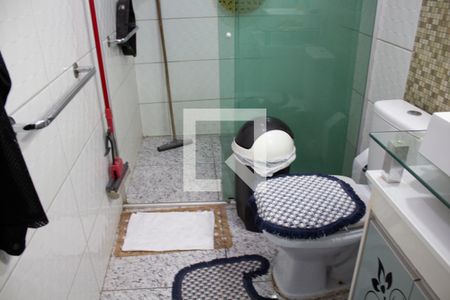 Casa para alugar com 360m², 5 quartos e 2 vagas Casa para alugar com 360m², 5 quartos e 2 vagasBanheiro da Suíte 1
