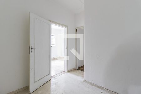 Casa à venda com 300m², 1 quarto e 2 vagas Casa à venda com 300m², 1 quarto e 2 vagasDormitório