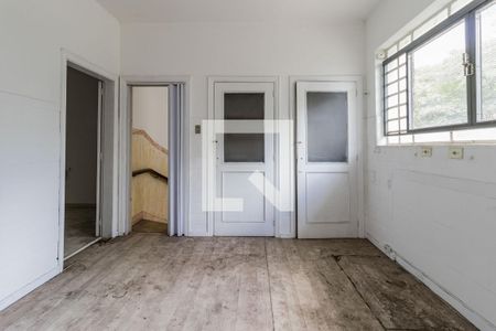 Casa à venda com 300m², 1 quarto e 2 vagas Casa à venda com 300m², 1 quarto e 2 vagasCozinha