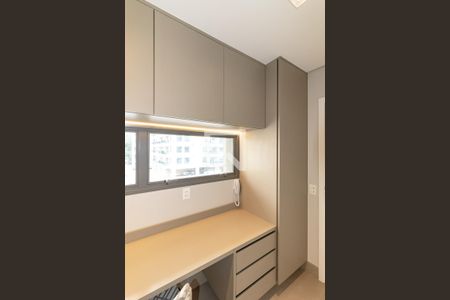 Cozinha de apartamento à venda com 1 quarto, 55m² em Vila Nova Conceição, São Paulo