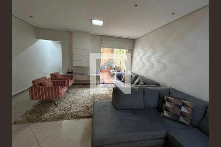 Casa à venda com 3 quartos, 272m² em Vila Camilopolis, Santo André
