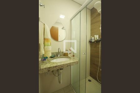 Suíte - Banheiro do Quarto 1 de apartamento à venda com 2 quartos, 56m² em Vila Camilópolis, Santo André