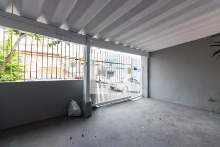 Garagem de casa à venda com 3 quartos, 140m² em Jardim das Flores, Osasco