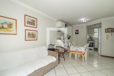 Sala de casa de condomínio à venda com 3 quartos, 97m² em Jardim Itu, Porto Alegre