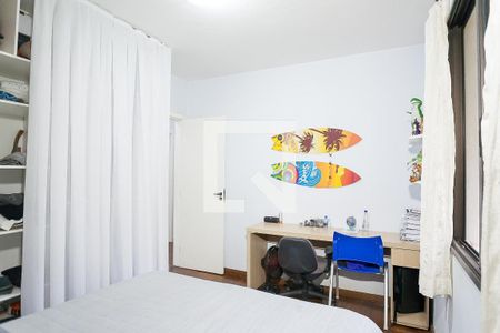 quarto 2 de casa de condomínio à venda com 4 quartos, 400m² em Parque Jardim Amanda, Nova Lima