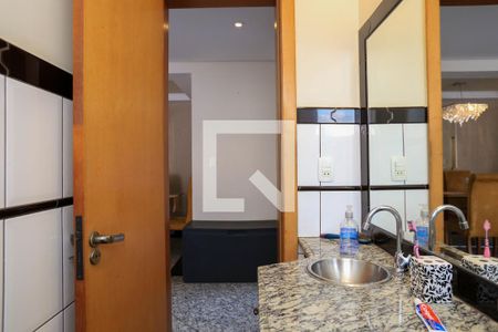 Banheiro de apartamento à venda com 4 quartos, 350m² em Palmares, Belo Horizonte