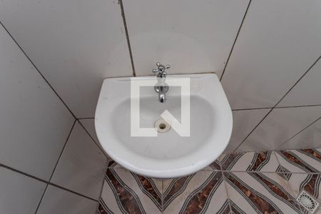 Banheiro de apartamento para alugar com 1 quarto, 33m² em Taboão, Diadema