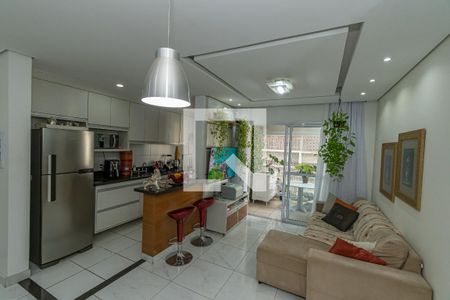 Sala de Estar/Jantar de apartamento para alugar com 2 quartos, 65m² em Centro, Campinas