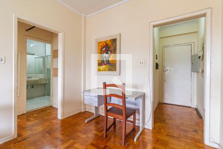 Sala de apartamento para alugar com 1 quarto, 55m² em Paraíso, São Paulo