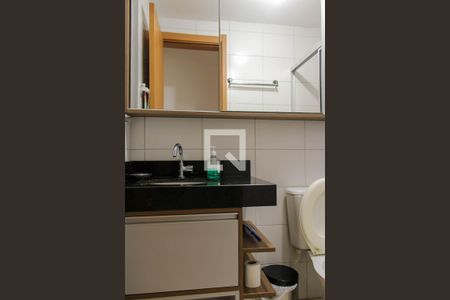 Banheiro de apartamento para alugar com 2 quartos, 47m² em Vila Rosa, Novo Hamburgo