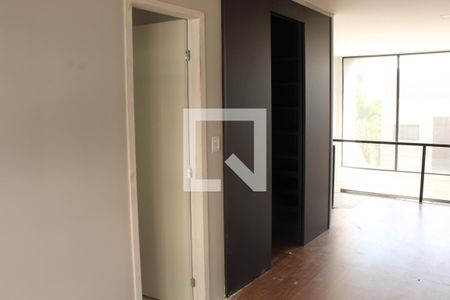 Casa de Condomínio para alugar com 1 quarto, 100m² em Granja Viana, Cotia
