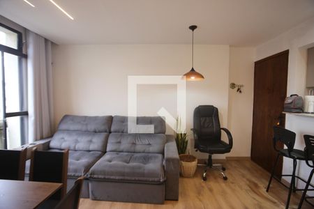Sala de apartamento à venda com 2 quartos, 70m² em Grajaú, Belo Horizonte
