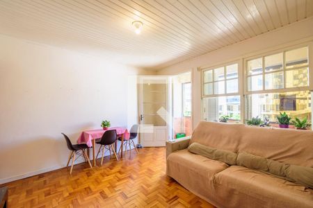 Sala de apartamento à venda com 2 quartos, 69m² em Santana, Porto Alegre