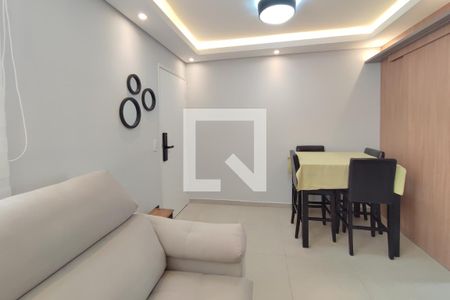 Sala de apartamento à venda com 3 quartos, 60m² em Vila Satúrnia, Campinas