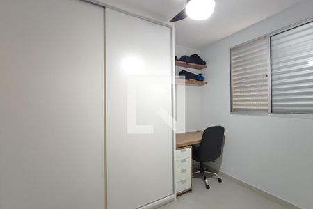 Quarto 2 de apartamento à venda com 3 quartos, 60m² em Vila Satúrnia, Campinas