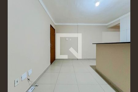 Sala e Cozinha de apartamento para alugar com 2 quartos, 50m² em Guará Ii, Brasília