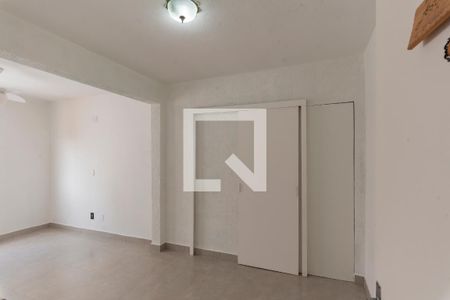 Sala de apartamento à venda com 2 quartos, 80m² em Vila Marieta, Campinas