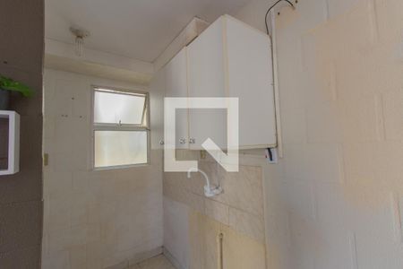 Cozinha de apartamento à venda com 2 quartos, 43m² em Olaria, Canoas