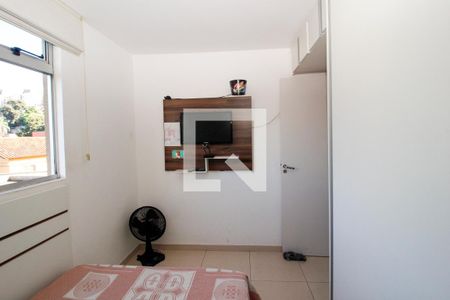 Quarto de apartamento à venda com 3 quartos, 72m² em Conjunto California, Belo Horizonte
