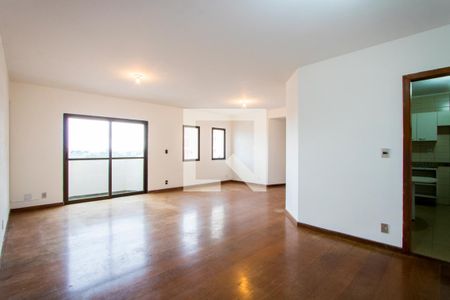 Sala de apartamento à venda com 3 quartos, 141m² em Vila Bastos, Santo André