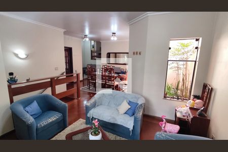 Sala de casa à venda com 3 quartos, 280m² em Jardim das Samambaias, Jundiaí