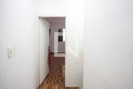 Corredor de casa à venda com 2 quartos, 100m² em Vila São Domingos, São Paulo