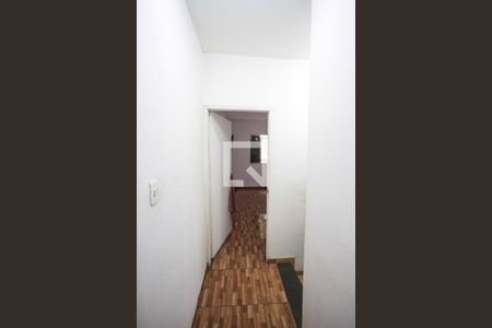 Corredor de casa à venda com 2 quartos, 100m² em Vila São Domingos, São Paulo