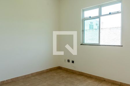 Quarto 1 de apartamento para alugar com 2 quartos, 46m² em Pechincha, Rio de Janeiro