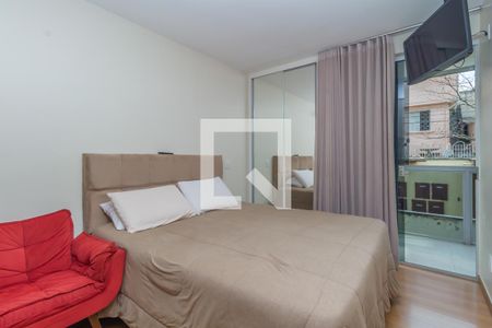 Suíte de apartamento à venda com 3 quartos, 154m² em Sagrada Família, Belo Horizonte
