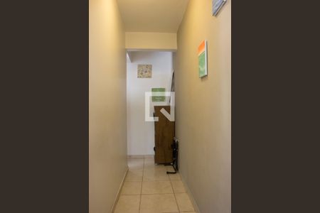 Corredor  de apartamento à venda com 2 quartos, 57m² em Vila Sônia, São Paulo