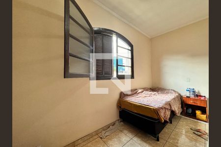 Quarto 2 de casa à venda com 3 quartos, 203m² em Vila Humaita, Santo André