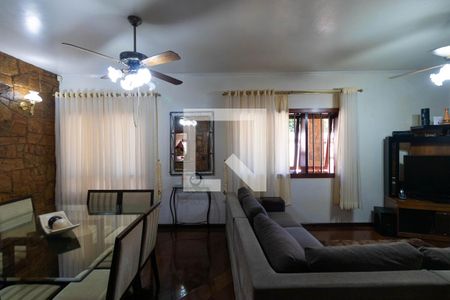 Salas de casa à venda com 4 quartos, 336m² em Vila Paraiso, Campinas