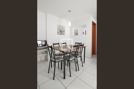 Sala de apartamento para alugar com 2 quartos, 48m² em Aviação, Praia Grande