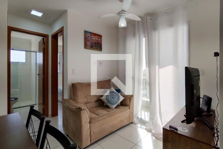 Sala de apartamento para alugar com 2 quartos, 48m² em Aviação, Praia Grande