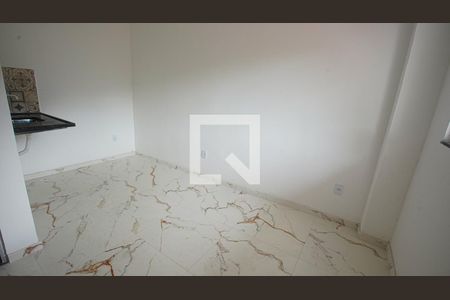 Sala / Cozinha de apartamento para alugar com 1 quarto, 24m² em Anil, Rio de Janeiro