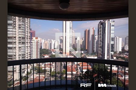 Apartamento à venda com 3 quartos, 234m² em Jardim Analia Franco, São Paulo