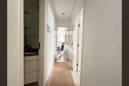 Corredor de apartamento à venda com 3 quartos, 80m² em Vila Santa Catarina, São Paulo