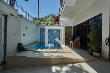 Quintal Piscina de casa à venda com 4 quartos, 162m² em Tijuca, Rio de Janeiro