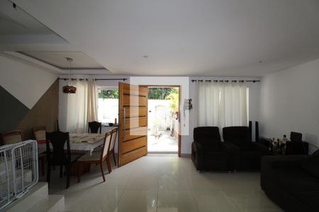 Sala de casa à venda com 4 quartos, 328m² em Freguesia (jacarepaguá), Rio de Janeiro