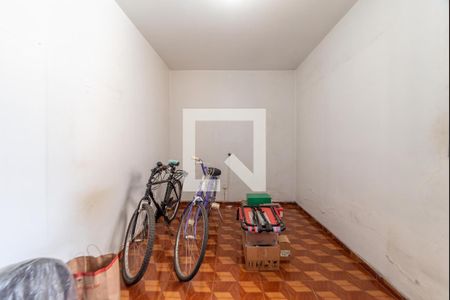 Quarto 2 de casa à venda com 6 quartos, 240m² em Vila Babilônia, São Paulo