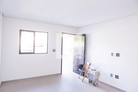 Sala de casa à venda com 3 quartos, 164m² em Vila Nhocuné, São Paulo