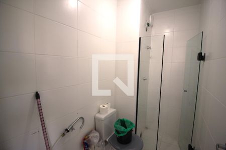 Banheiro de apartamento para alugar com 2 quartos, 34m² em Jurubatuba, São Paulo