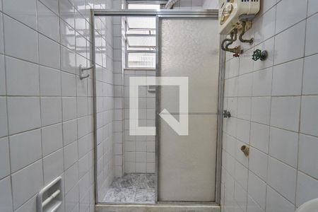 Banheiro de apartamento para alugar com 1 quarto, 20m² em Tijuca, Rio de Janeiro