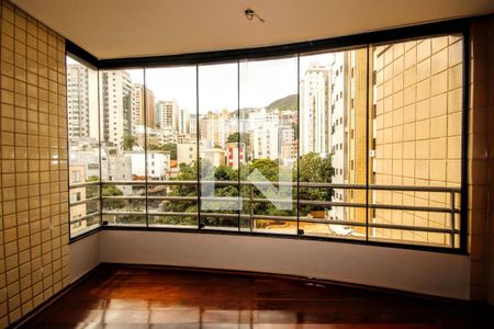 Sala de apartamento à venda com 4 quartos, 125m² em Anchieta, Belo Horizonte