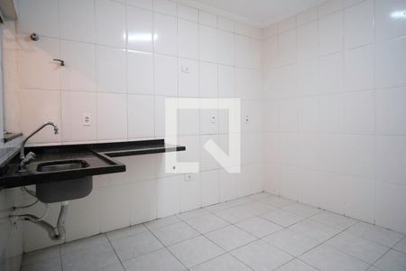 Cozinha de casa de condomínio à venda com 3 quartos, 77m² em Vila Paranagua, São Paulo